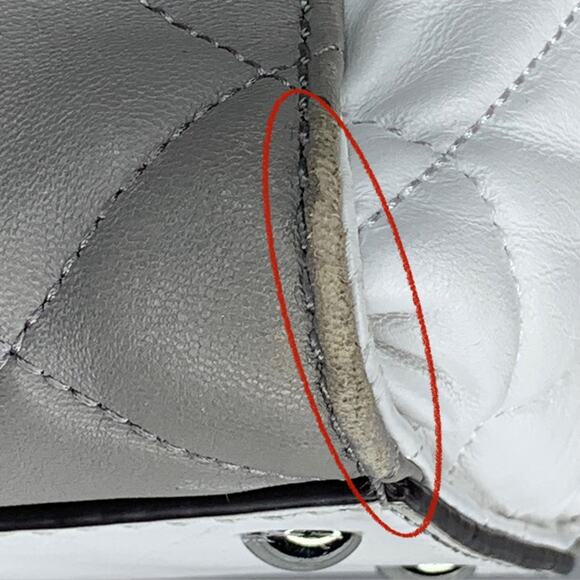 Michael Kors Hamilton Quilted Gray and White Hand Shoulder Bag - Picture 15 of 16